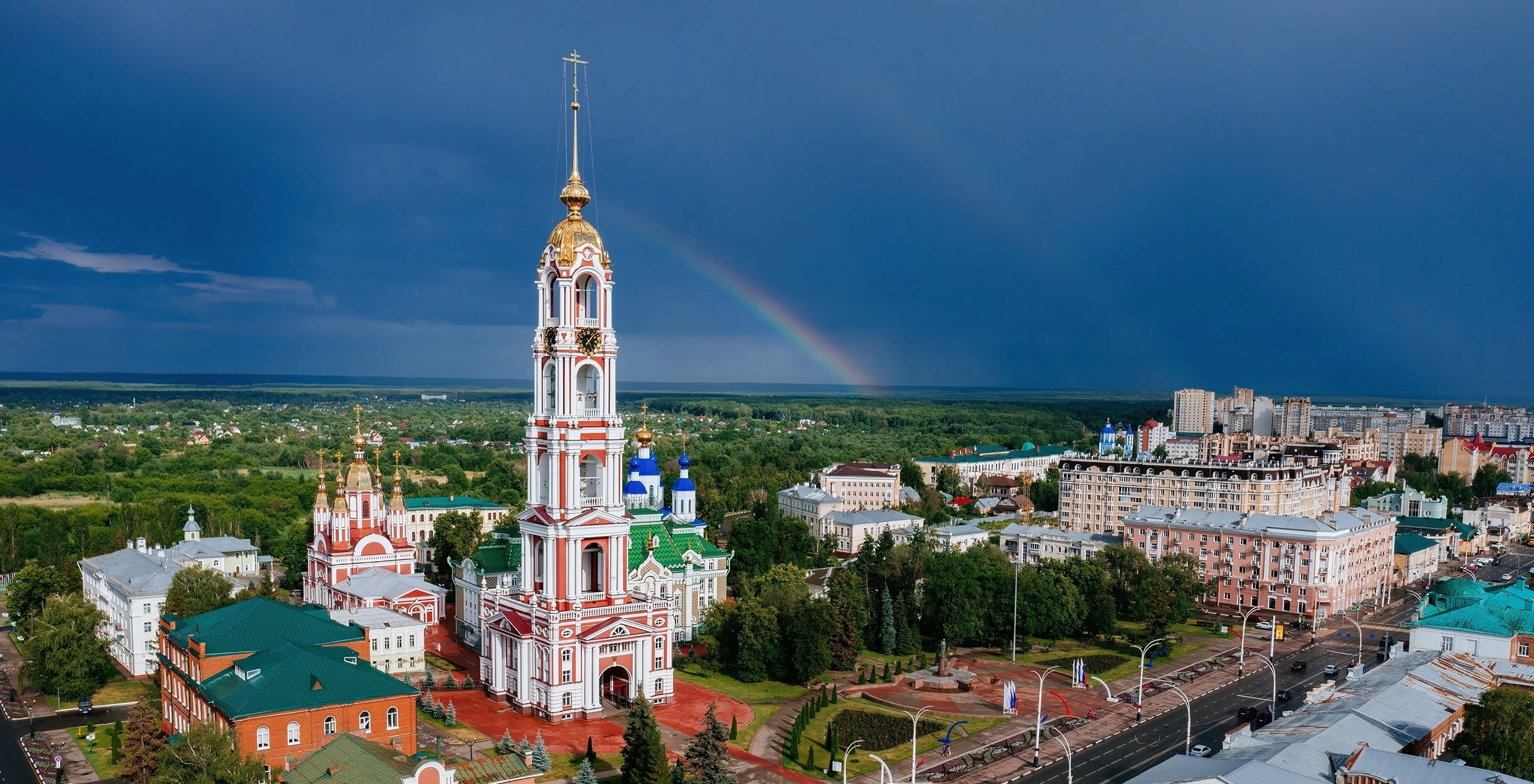 Комплекс каменных храмов Казанского монастыря