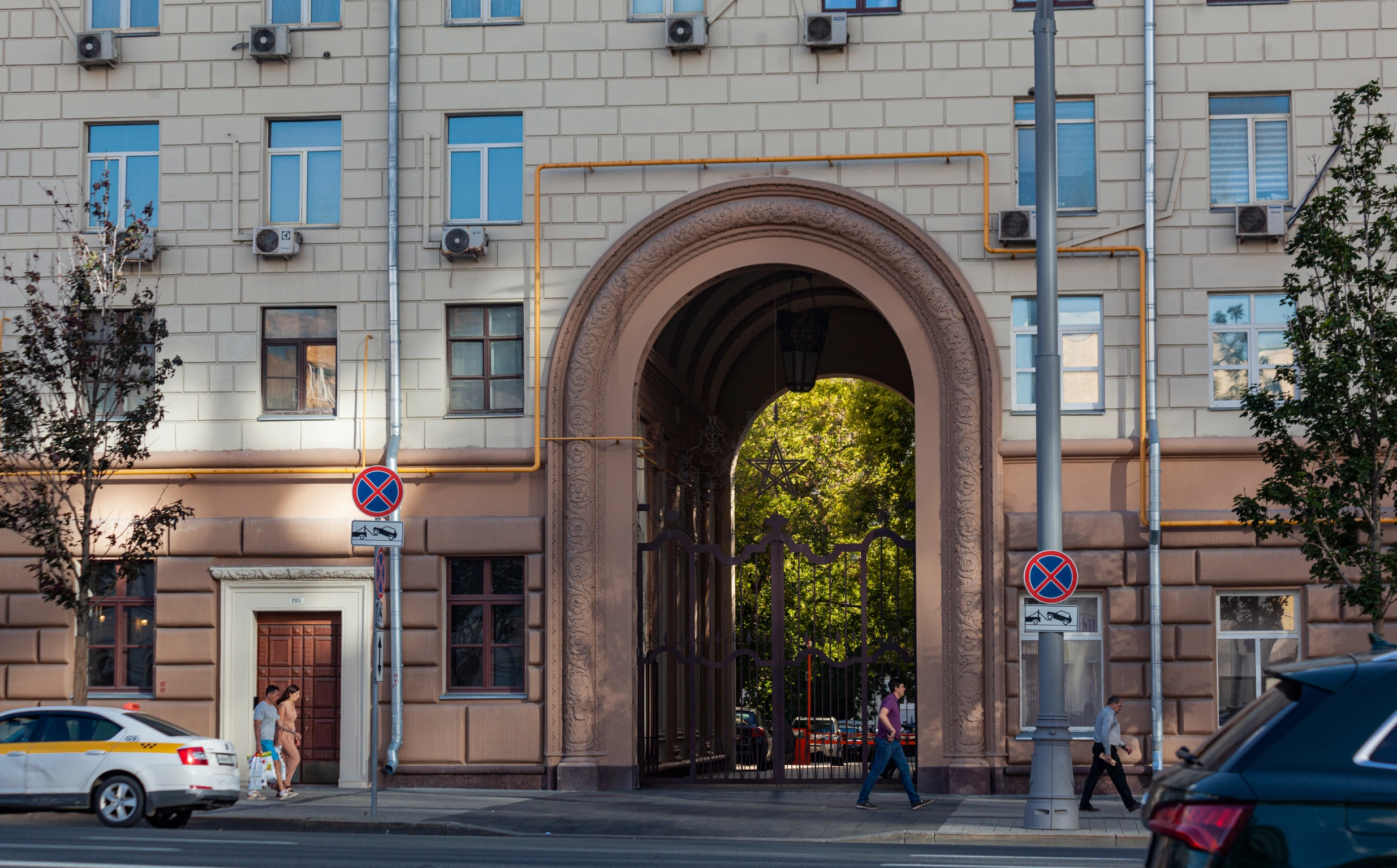 Арки дома работников НКВД