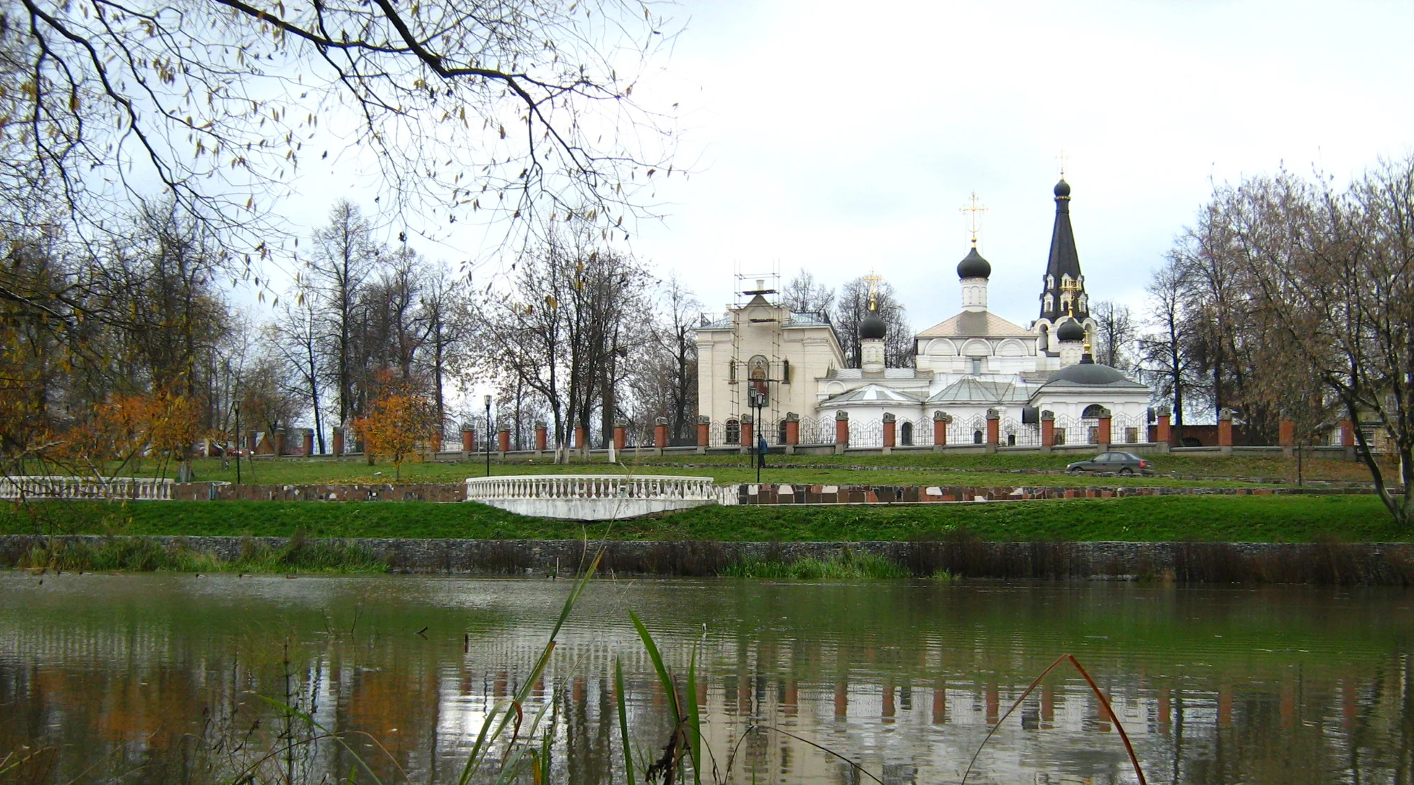 Near_Vodniki_railwaystation_-_panoramio 1лю