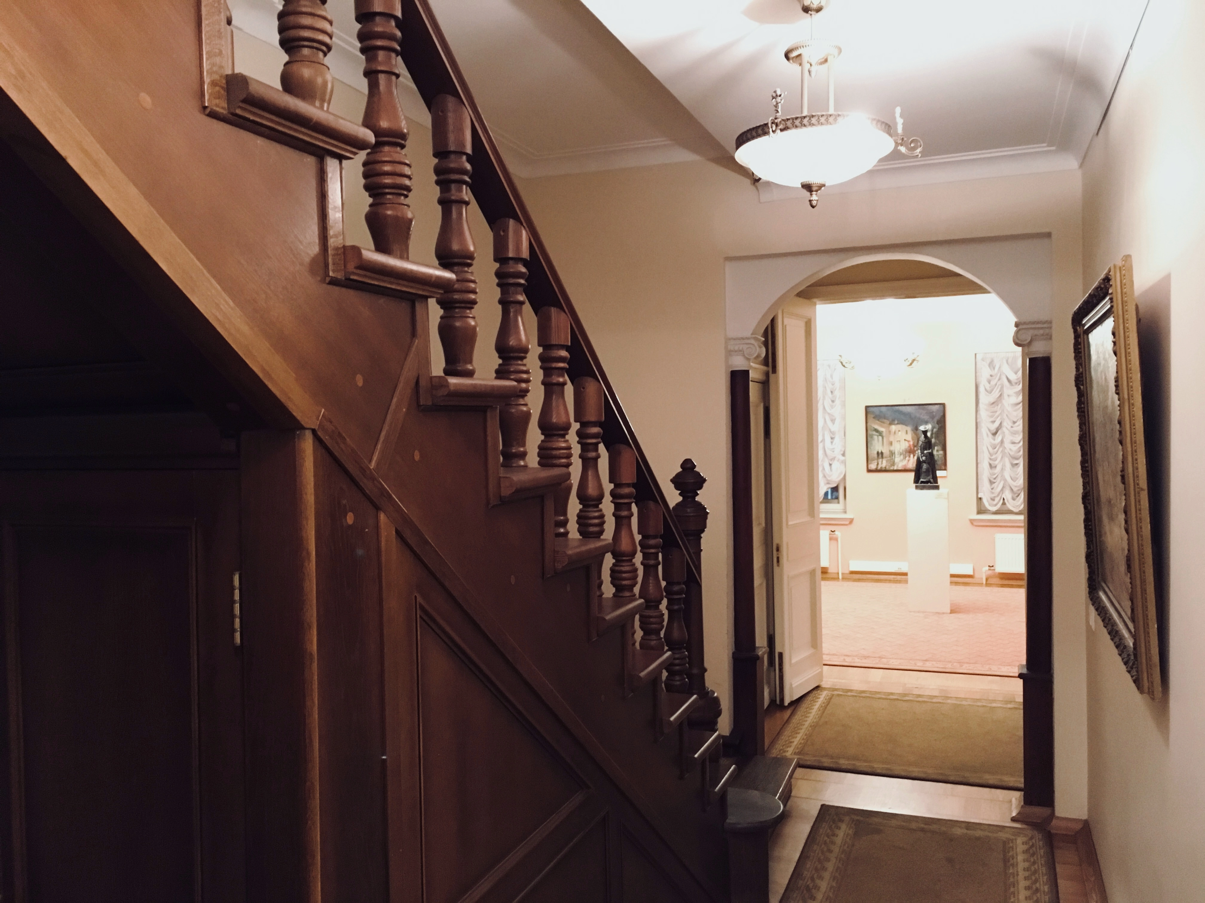 Struiskiy_estate,_staircase