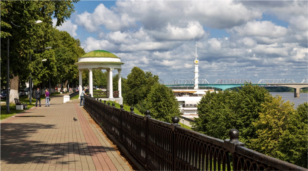 Волжская набережная