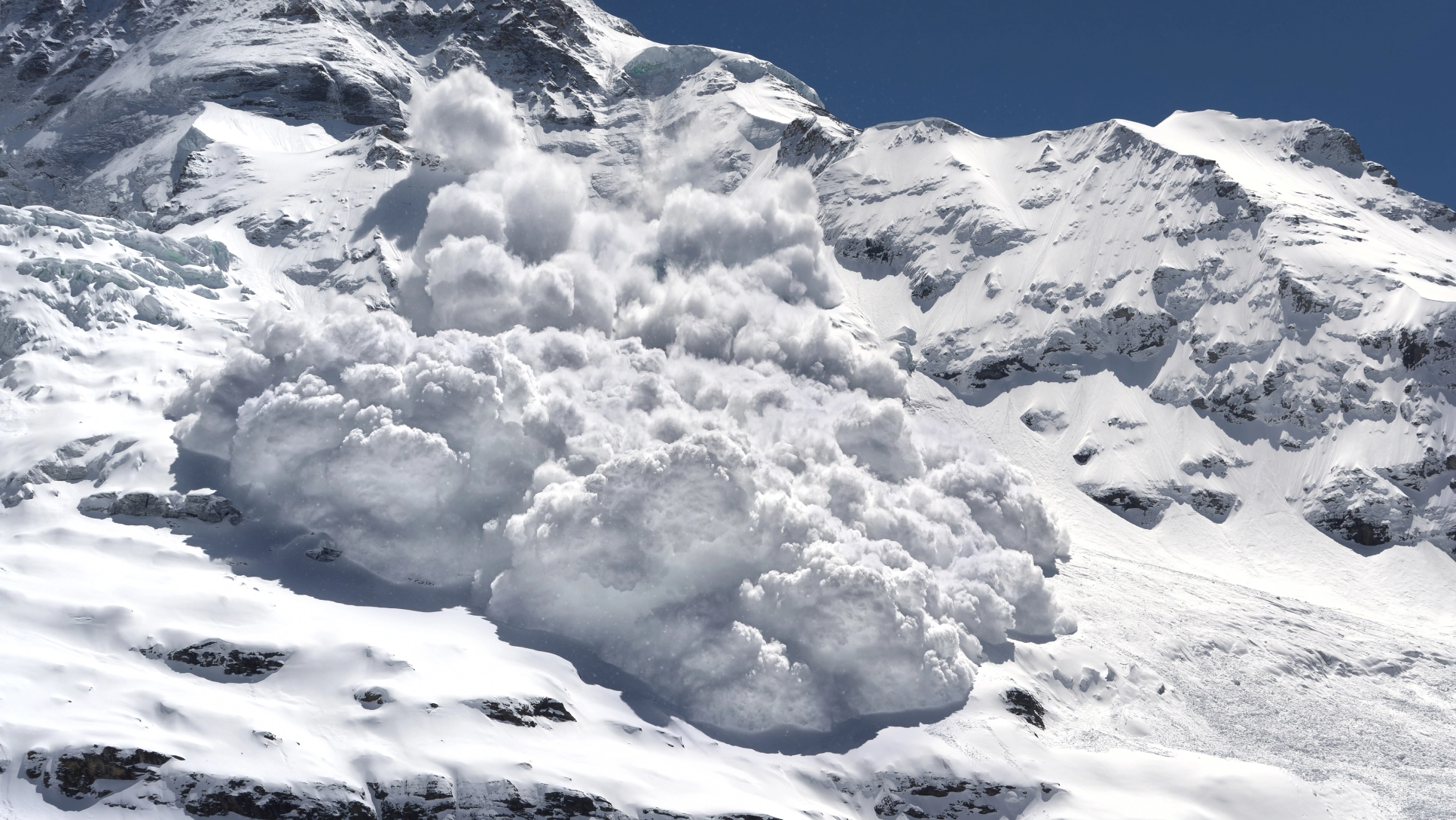 Лавиноопасность. Сход снежных Лавин. Avalanche. Хорог Таджикистан лавина. Гульмарг лавина.