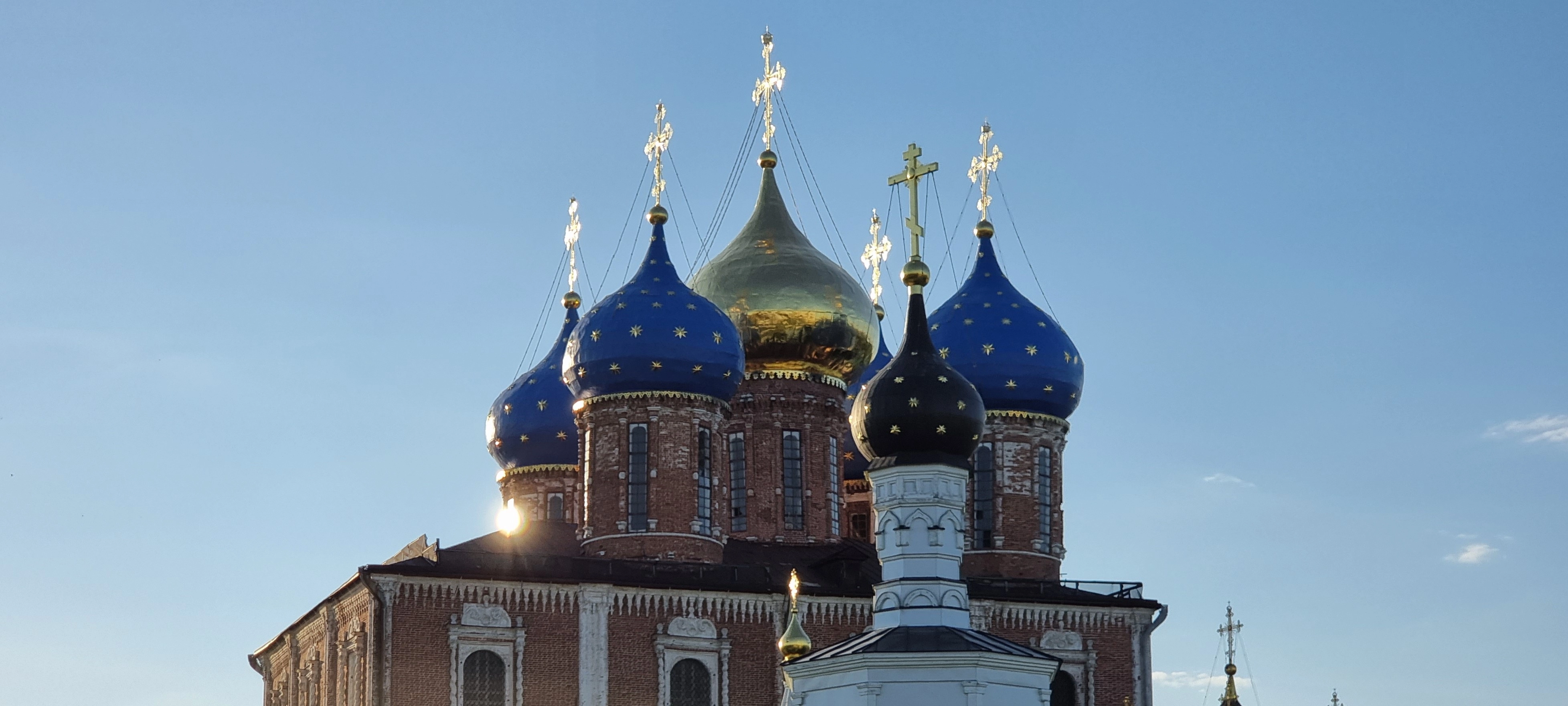 Воздушные шары, есенинские березки и грибы с глазами: автомаршрут по  Рязанской области