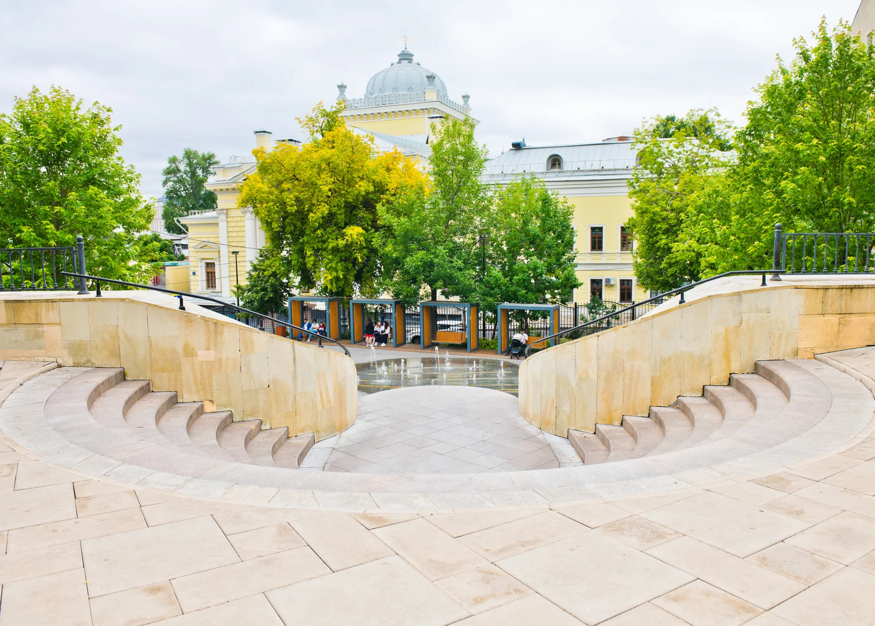 Где искать старую Москву