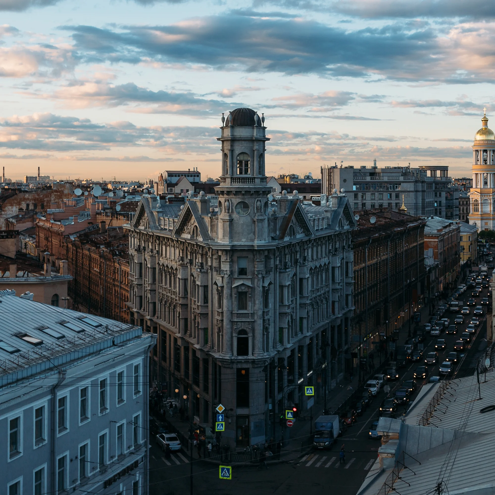 Плоские дома в Москве